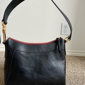 Dooney & Bourke Black Leather Shoulder Bag- Florentine large Cassidy hobo- NEW